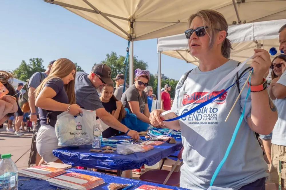 Walk to End Colon Cancer participants