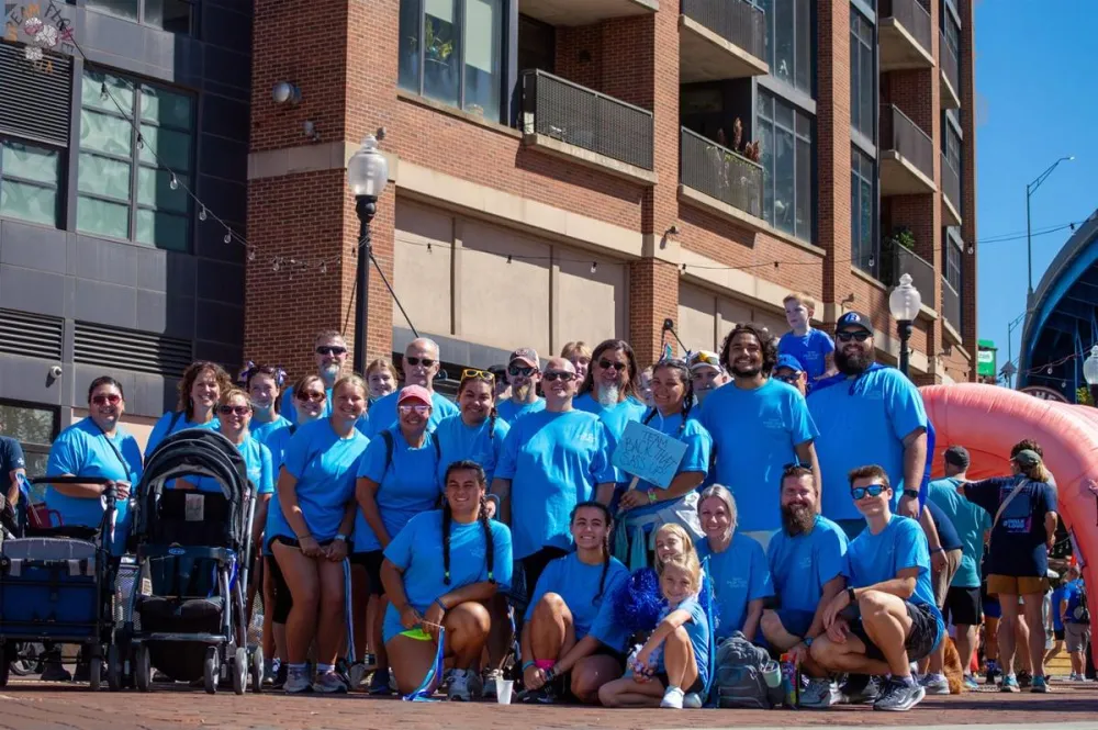 Walk to End Colon Cancer participants