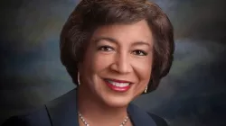 Dr. Edith Mitchell
