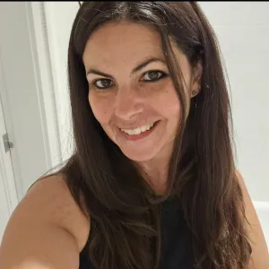 N2YTaraBeaneyHeadshot